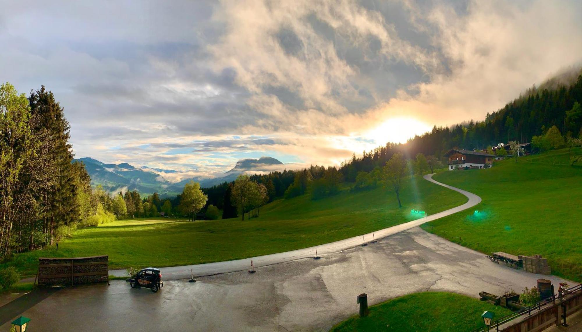 Boutique-Pension Jaegerwirt Scheffau am Wilden Kaiser Buitenkant foto
